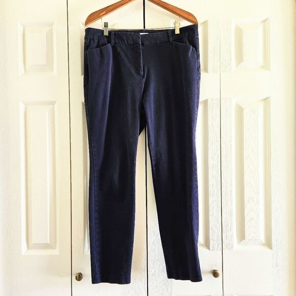 Liz Claiborne Emma Cropped Mid-Rise Stretchy Pants, Women's Size 12 - Picture 1 of 5